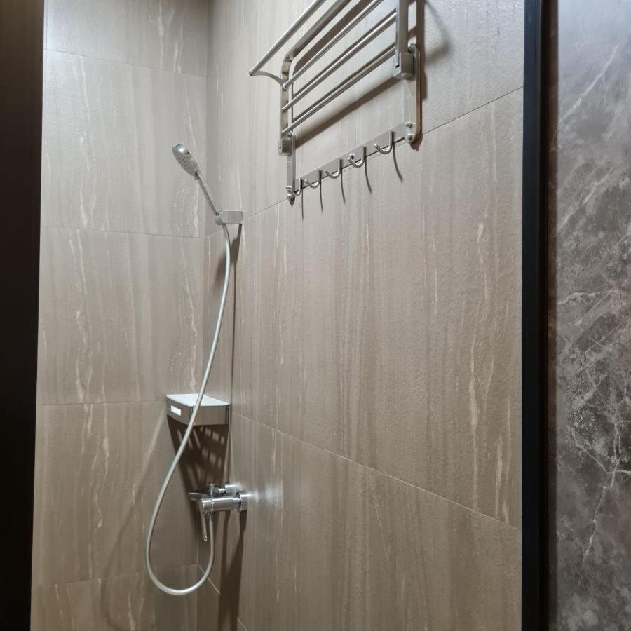 Hotel 250 M² Dengan 1 Bilik Tidur Dan 1 Bilik Mandi Peribadi Di Tebet *